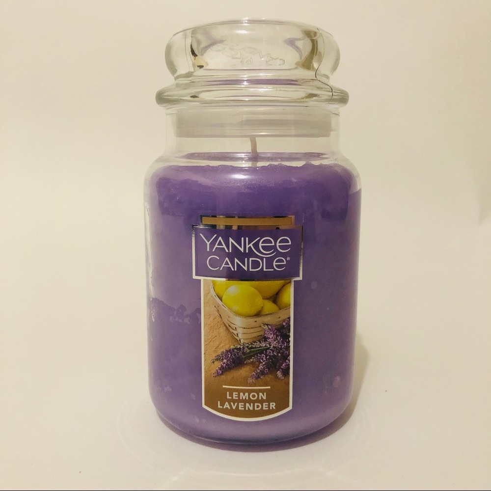 Lemon Lavender 22oz Yankee Candle